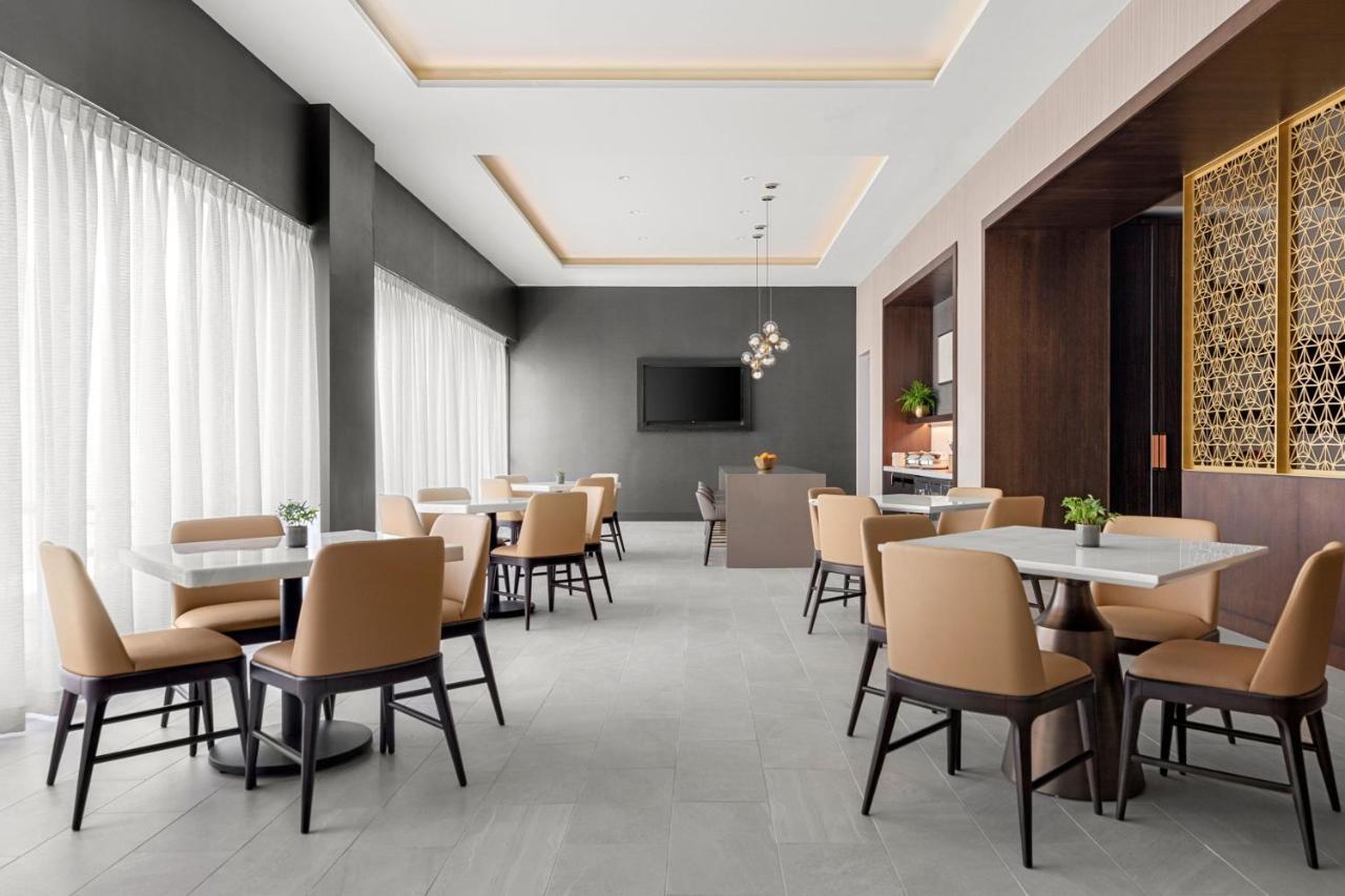 ホテル Marriott San Antonio Airport エクステリア 写真