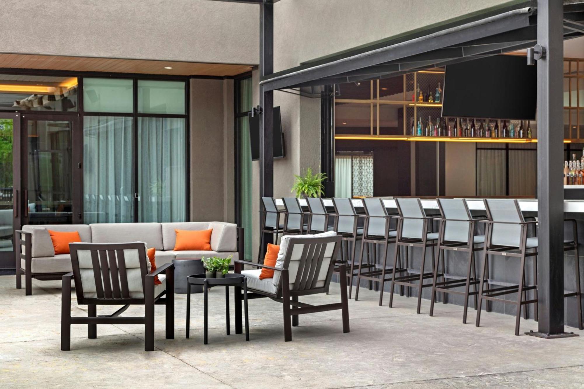ホテル Marriott San Antonio Airport エクステリア 写真